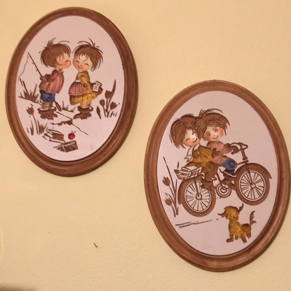 Vintage boy and girl at play plaque set
